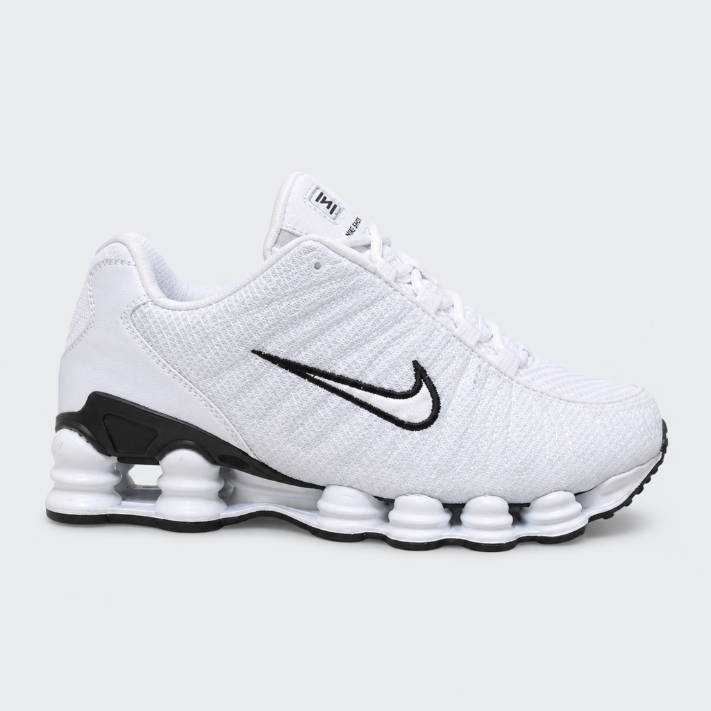 NIKE SHOX